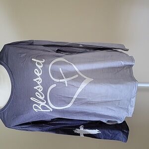 Light weight long sleeve tshirt